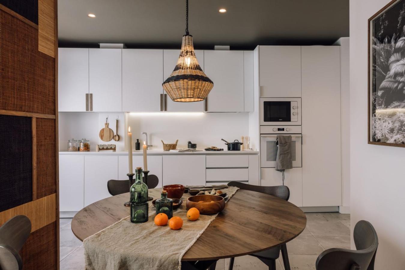 Apartment Barambu - 3 Bedrooms And Office In Avenidas Novas *